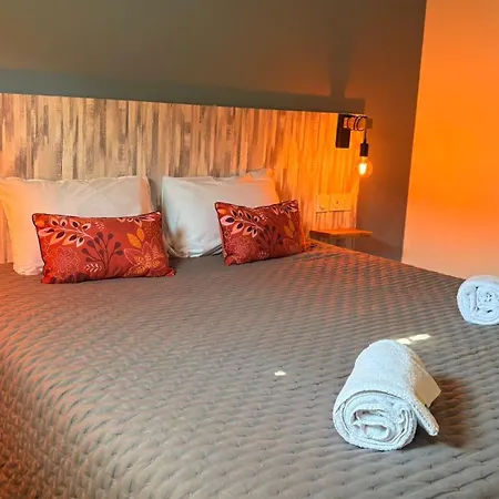 Le Bois Dormant - Charme & Tuffeau - Centre - 7 Personnes Appartement